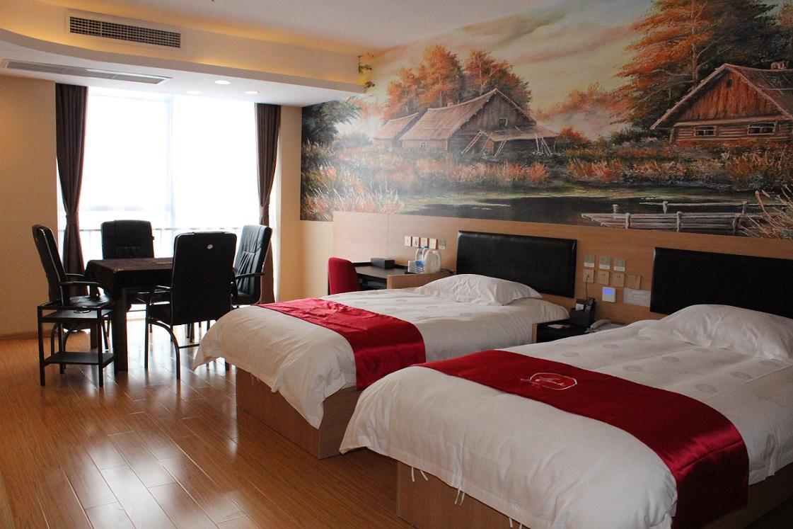 Thank Inn Plus Hotel Sichuan Neijiang Hongxing Red Star Macalline Buitenkant foto
