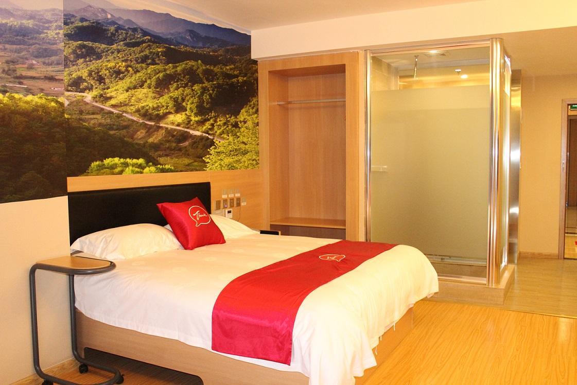 Thank Inn Plus Hotel Sichuan Neijiang Hongxing Red Star Macalline Buitenkant foto